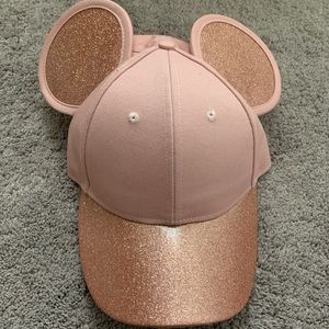 Cakeworthy women’s baseball cap w/ mickey ears